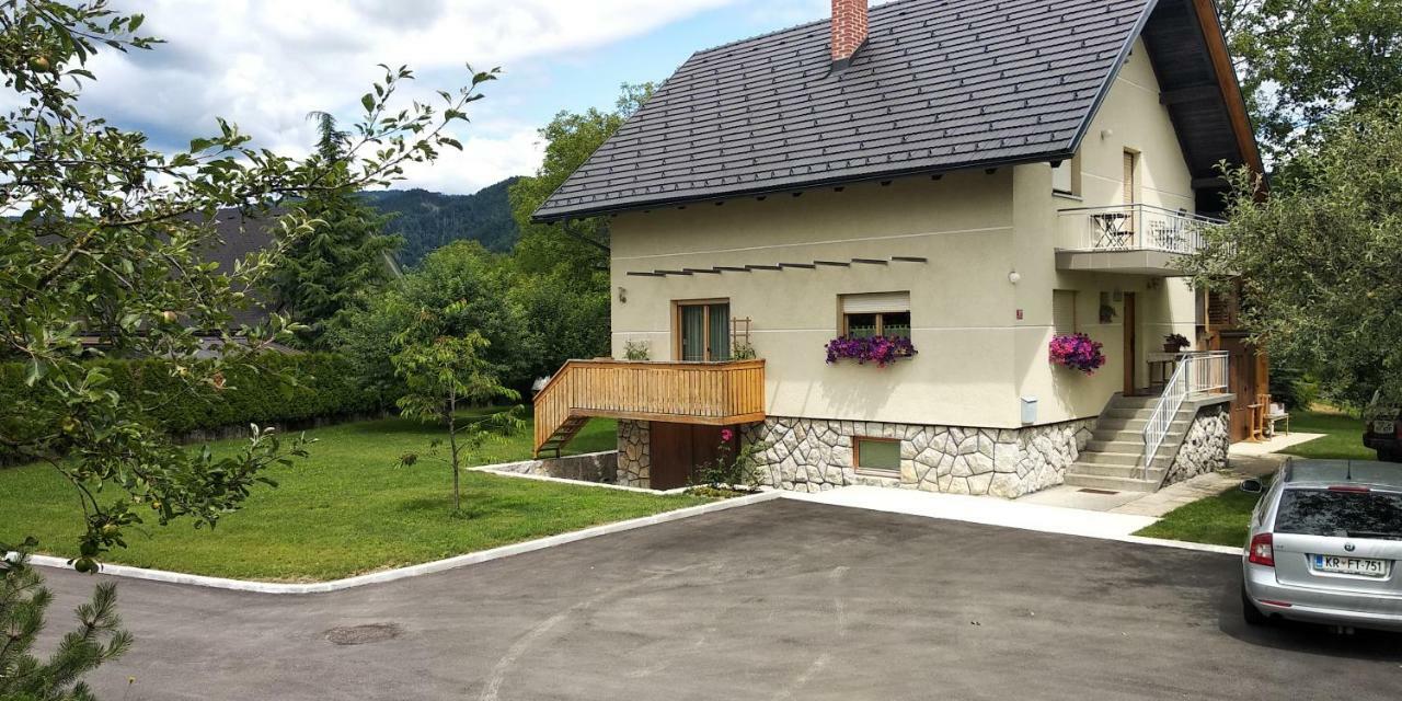 Green Garden Apartment Bled Exterior photo